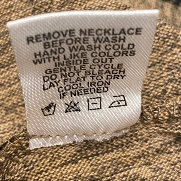 TACERA Women’s Brown Taupe Pullover Long Sleeves Attached Necklace Dress Medium. - Picture 4 of 8